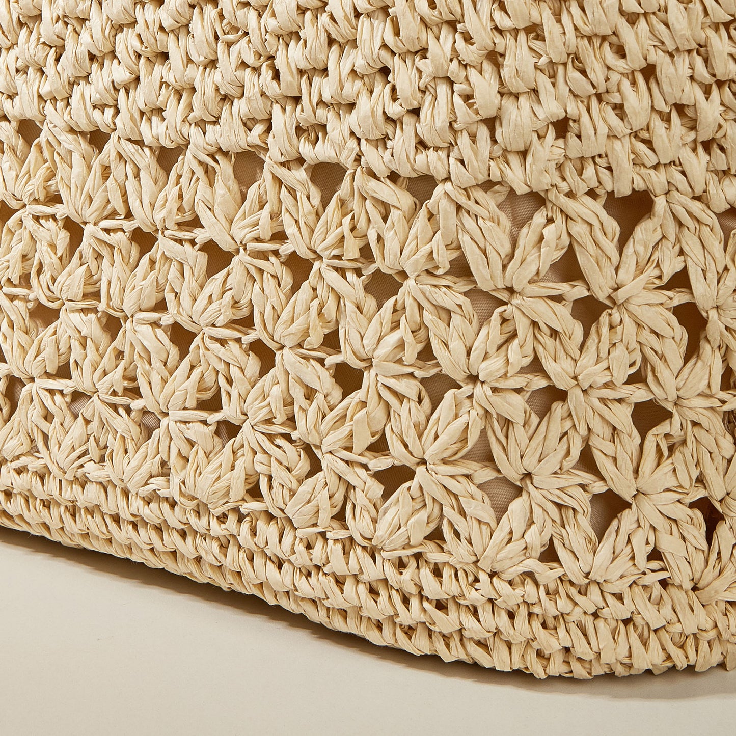 Hollow-out Straw Shopping Bag